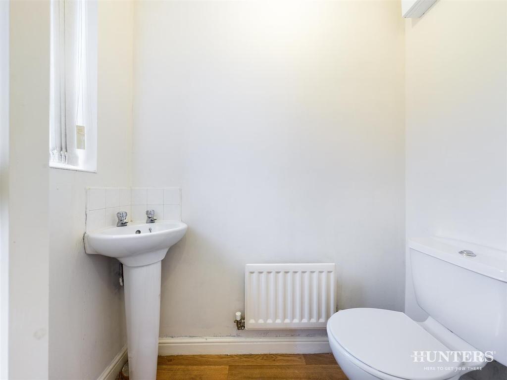 Chapel Drive, Delves Lane, Consett 3 bed detached house £118,500