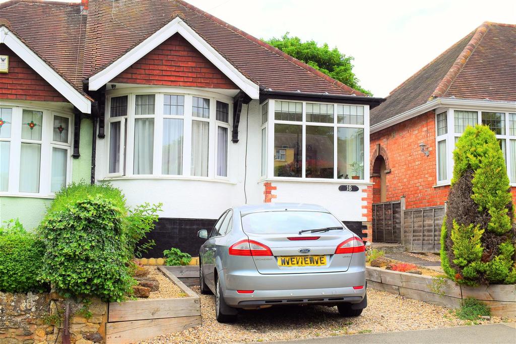 The Green, Kingsthorpe Village, NN2 2 bed semidetached bungalow for sale £270,000