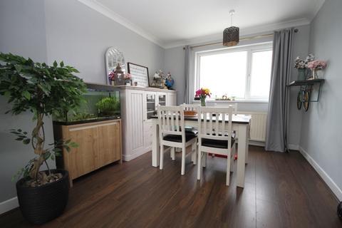 1089 Bolton Road, Bradford, BD2 4HP
