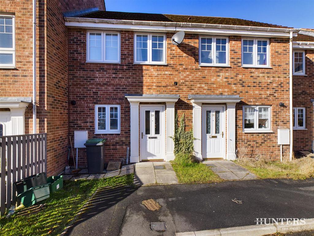 Berry Edge Road, Consett 2 bed terraced house £114,950