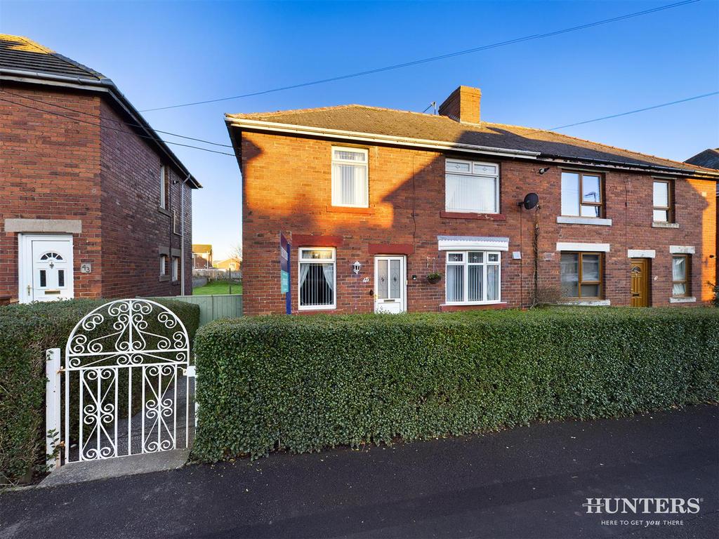 Pixley Dell, Consett 4 bed semidetached house £119,950