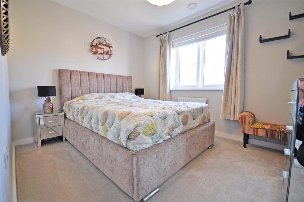 Bedroom 4.jpg