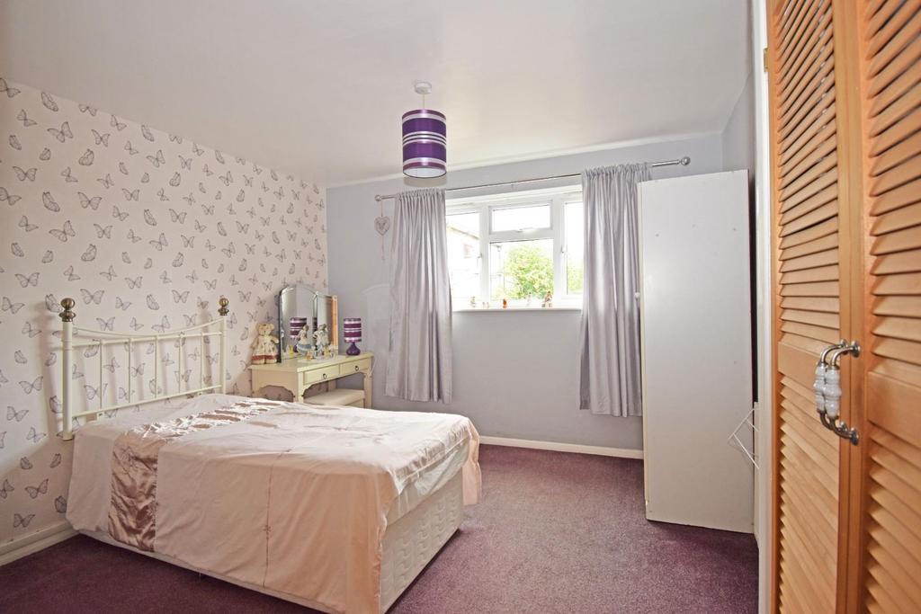 30 A Melbourne Road, bedroom.jpg
