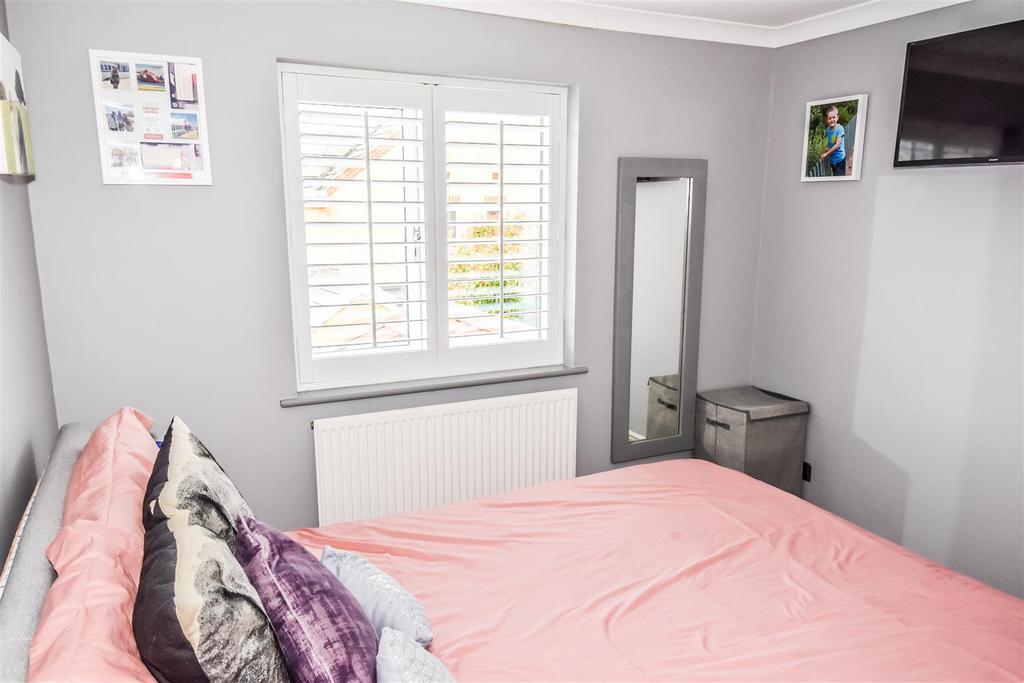 011-Bedroom1-Reverse.jpg