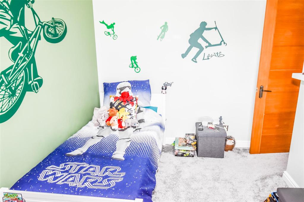 013-Bedroom2-Reverse.jpg