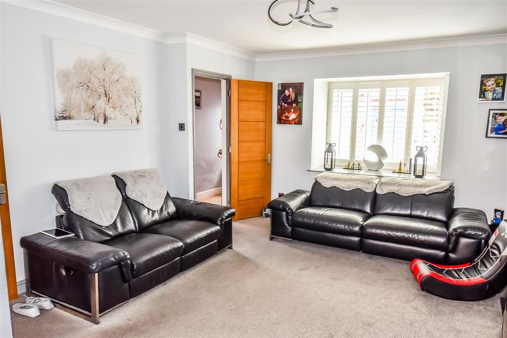 003-Front Room-Reverse.jpg