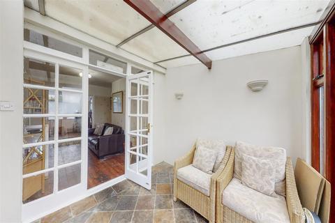 35 Summit Road, Northolt, UB5 5HL