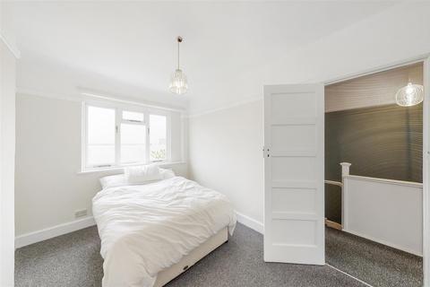35 Summit Road, Northolt, UB5 5HL