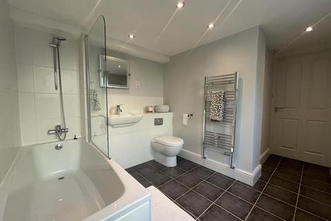 Apartment 4, Hartshaw, 35 Moorgate Road, Rotherham, S60 2AD