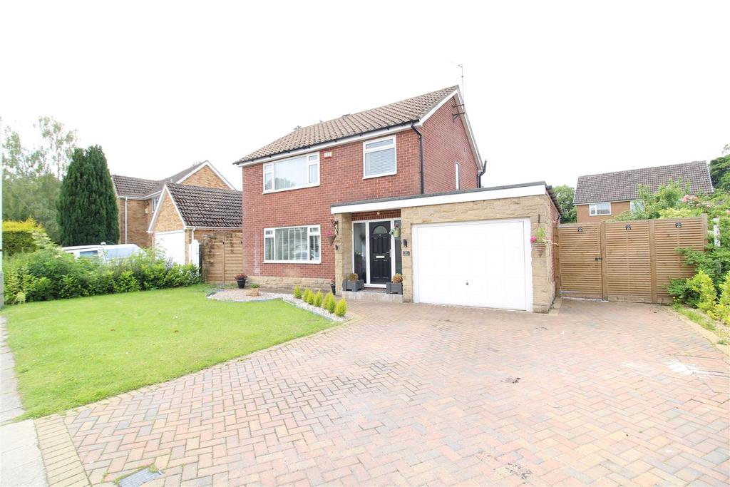 Edinburgh Drive, Darlington 3 bed detached house for sale £350,000