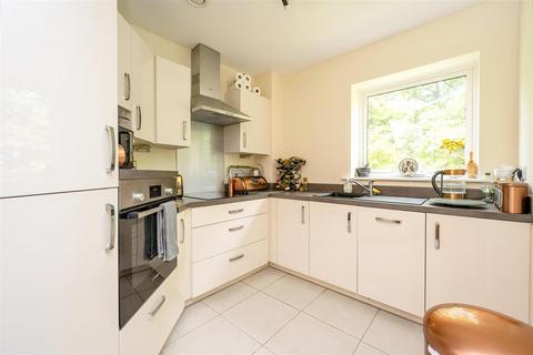 2 bedroom apartment for sale, Deans Park Court, Kingsway, Stafford, Staffordshire, ST16 1GD