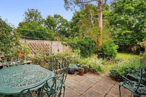 28a Samos Road, London, SE20 7TU