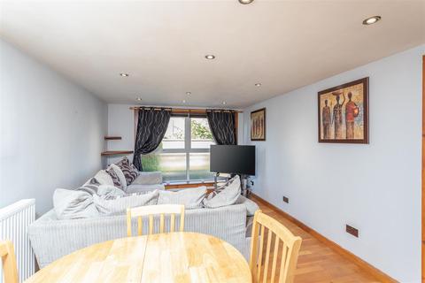 Flat A, 130 Brickfield Road, Stonehaven, AB39 2WS