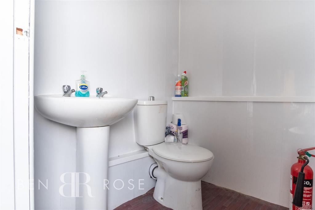 First Floor WC