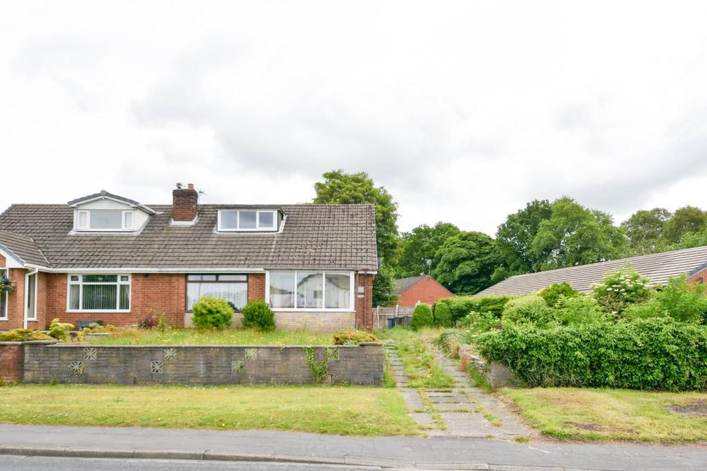Mossy Lea Road, Wrightington, Wigan... 3 bed semidetached house £210,000