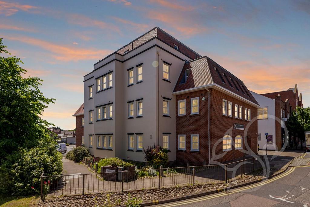 Crouch Street, Colchester 1 bed apartment £850 pcm (£196 pw)