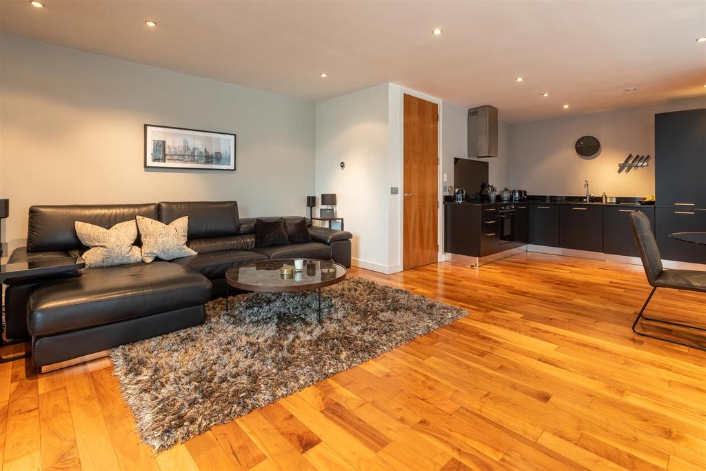The Edge, Clowes Street, Salford 2 bed apartment £375,000