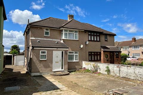 3 bedroom semi-detached house to rent - St. Andrews Avenue, Hornchurch