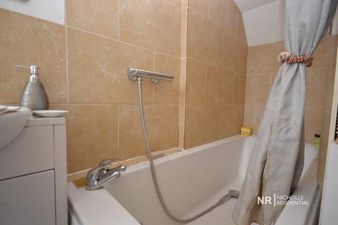 29 Thrigby Road, Chessington, KT9 2AH