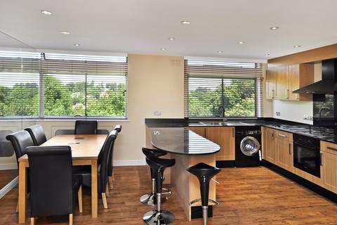 3 bedroom flat for sale, Oak Hill Park, Hampstead NW3