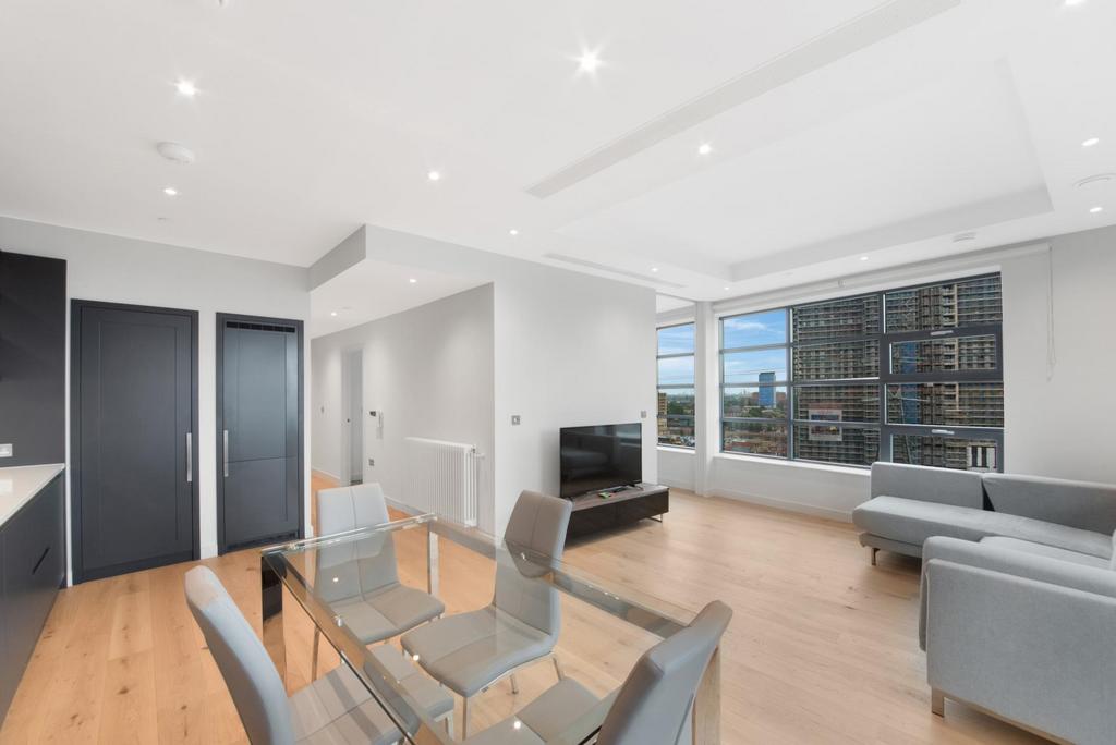 Defoe House, London City Island... 3 bed apartment to rent £3,727 pcm