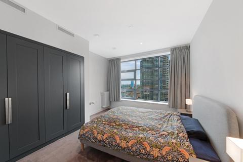 3 bedroom apartment to rent, Defoe House, London City Island, London, E14