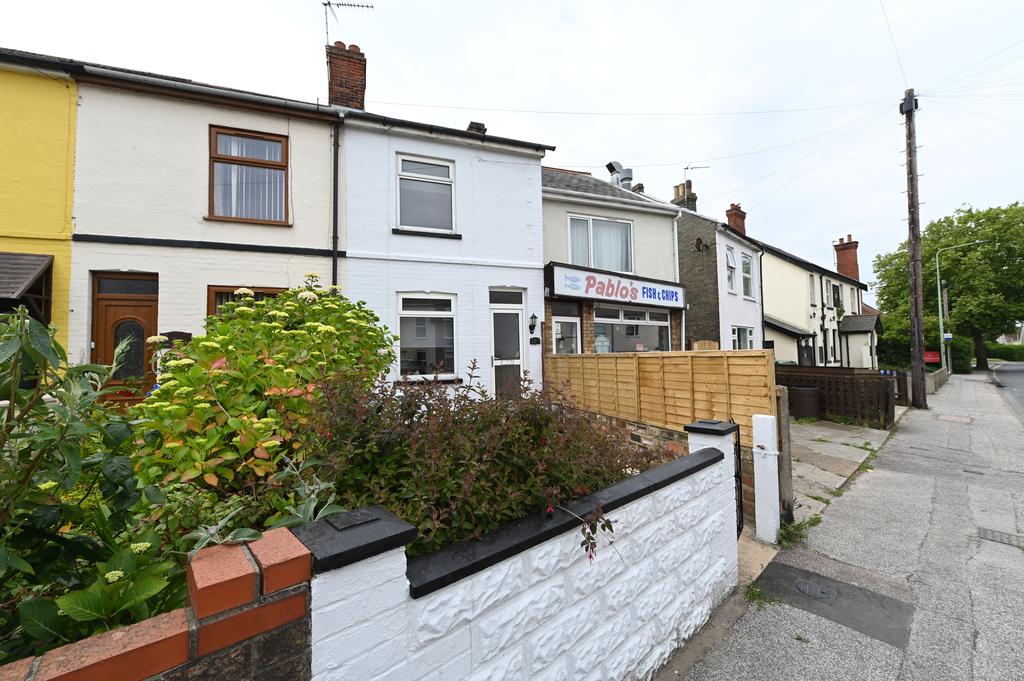 St Peter Street LOWESTOFT 2 bed terraced house £150,000