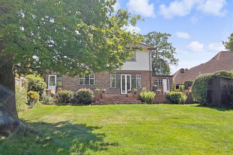 26 Burgh Wood, Banstead, SM7 1EP