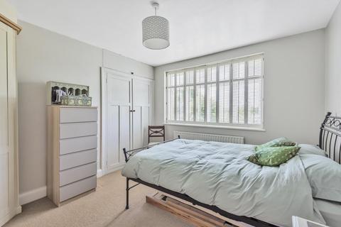 194 Hayes Lane, Bromley, BR2 7LA