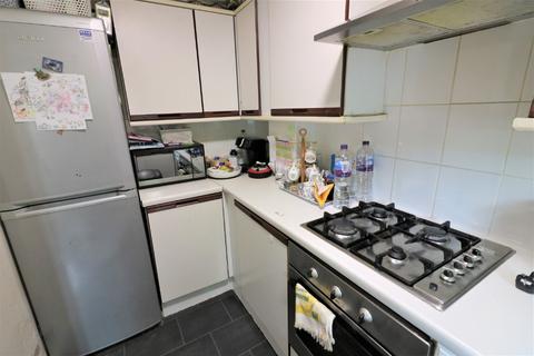 2 bedroom terraced house to rent, Jasmine Gardens, Hatfield, AL10