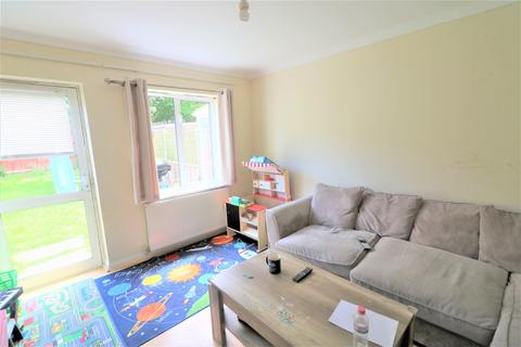 2 bedroom terraced house to rent, Jasmine Gardens, Hatfield, AL10