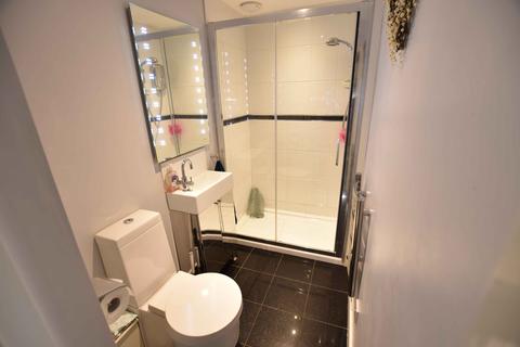 3 Fairlawn Close, Feltham, TW13 6LQ