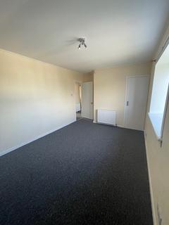 2 bedroom flat to rent, Cairngorm Gardens, Aberdeen AB12