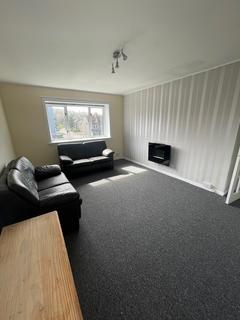 2 bedroom flat to rent, Cairngorm Gardens, Aberdeen AB12