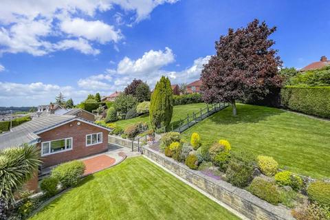 3 bedroom detached bungalow for sale - Swallow Hill, Birstall