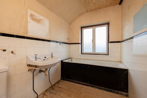 25 Sackville Avenue, Bromley, BR2 7JS