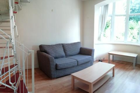 1 bedroom flat to rent, Daisybank Rd, Victoria Park, Manchester. M14 5QP