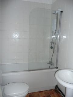 1 bedroom flat to rent, Daisybank Rd, Victoria Park, Manchester. M14 5QP