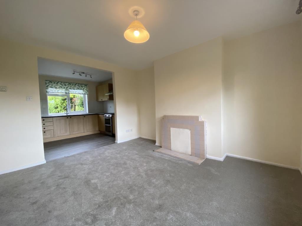 Gt Barton, Suffolk, IP31 3 bed semidetached house £1,100 pcm (£254 pw)