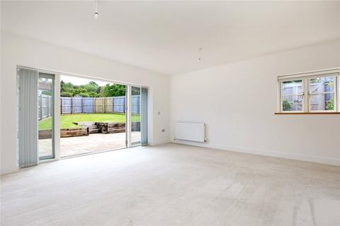 8, Fernhill Court Fernhill, Almondsbury, Bristol, BS32 4LX