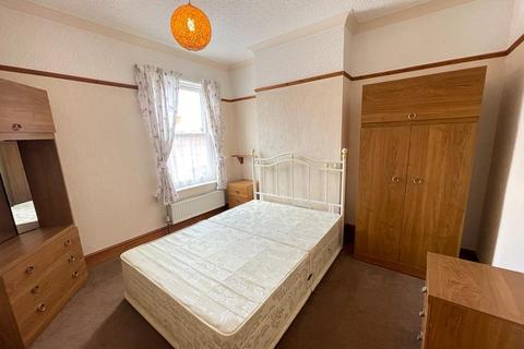 19 Farnham Road, Handsworth, Birmingham, B21 8EQ