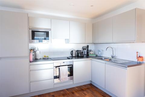 1 bedroom apartment for sale, Holman Road, Battersea, SW11