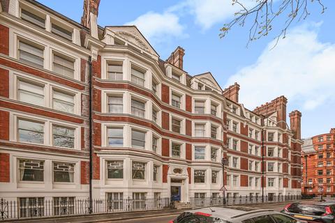 2 bedroom flat to rent, Ridgmount Gardens, London