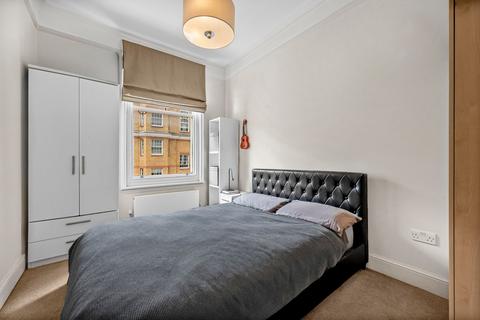 2 bedroom flat to rent, Ridgmount Gardens, London