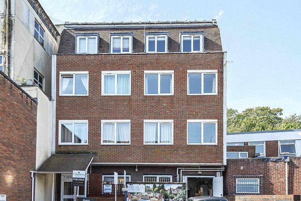 Swan Lane, Winchester, Hampshire, SO23 2 bed apartment for sale £295,000