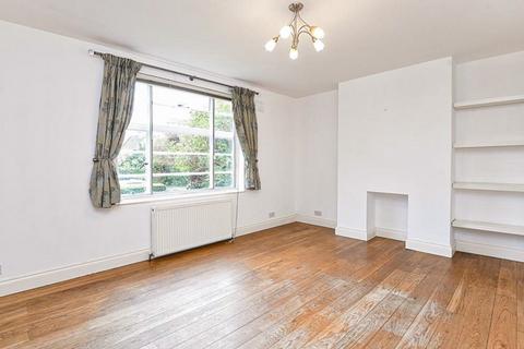 3 bedroom flat to rent, Falloden Court, Hampstead Garden Suburb
