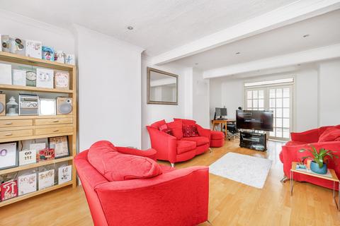 67 Cuckoo Avenue, London, W7 1BW