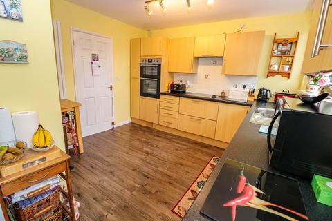 18 Fetherston Crescent, Ryton On Dunsmore, Coventry, CV8 3EZ