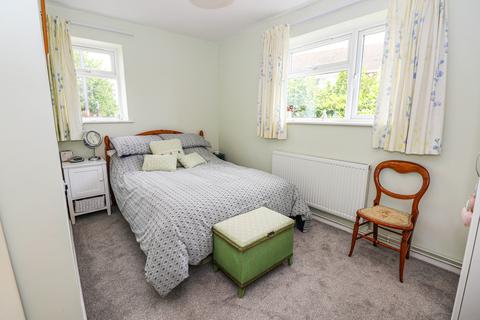 18 Fetherston Crescent, Ryton On Dunsmore, Coventry, CV8 3EZ