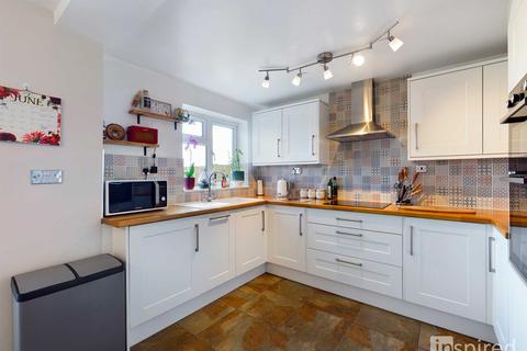 125 Glebe Road, Deanshanger, Milton Keynes, MK19 6LY